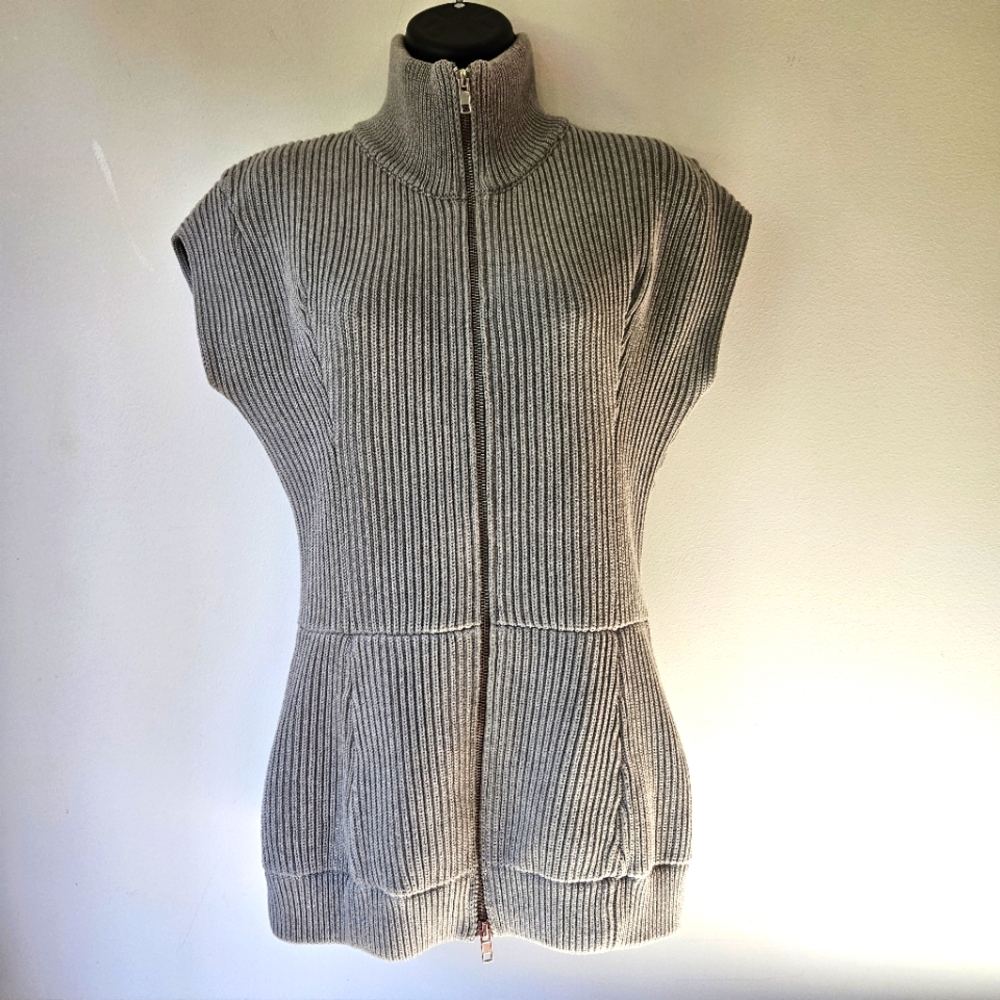 Vintage Maison Martin Margiela Gray Ribbed Zip Front Sleeveless Wool Vest